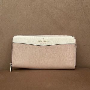 Brand New kate spade wallet with tags!!
